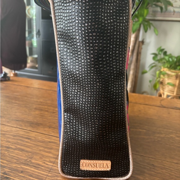 Consuela Liv Classic Tote Bag - Picture 3 of 15